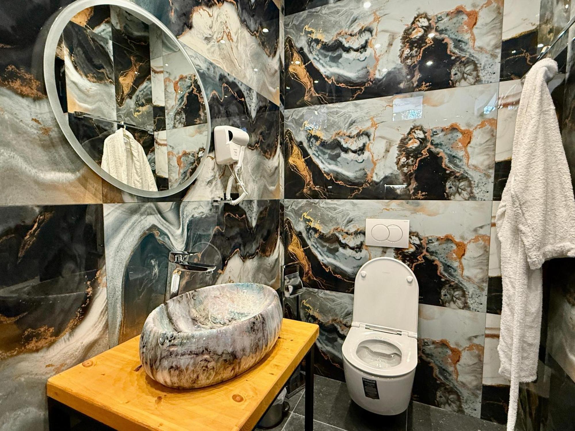Hotel Panorama Piqeras Zewnętrze zdjęcie